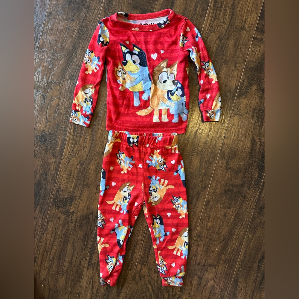 Bluey Valentine PJ set 2T